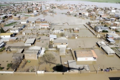 2019-03-26t123729z_1780610779_rc198a8f8290_rtrmadp_3_iran-floods-casualties